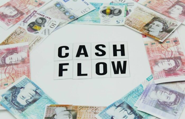 cash flow in letters