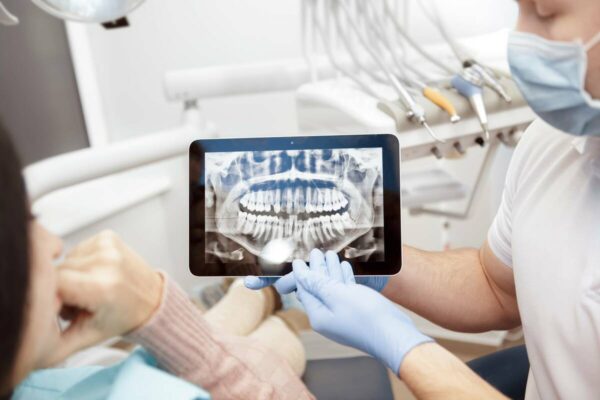 dentist-xray-1200 dentist-xray-1200