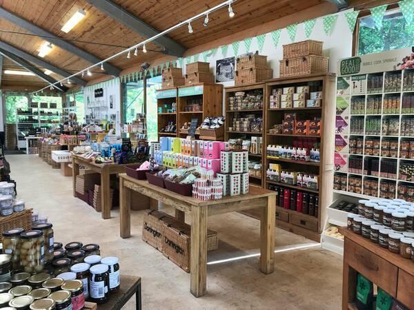 farm-shop-600 farm-shop-600