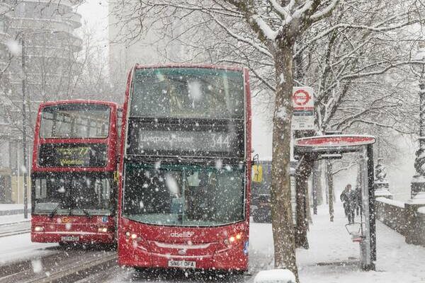 london-bus-in-snow-600 london-bus-in-snow-600