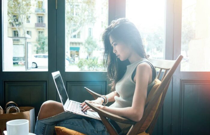 ltd-company-loan-1200 lady apply for ltd company loan